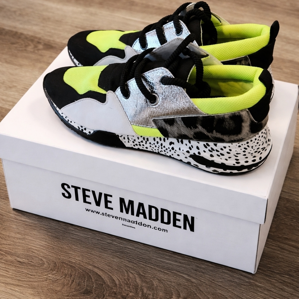 Steve Madden Neon Yellow Black Chunky Sneakers, Women’s 11
